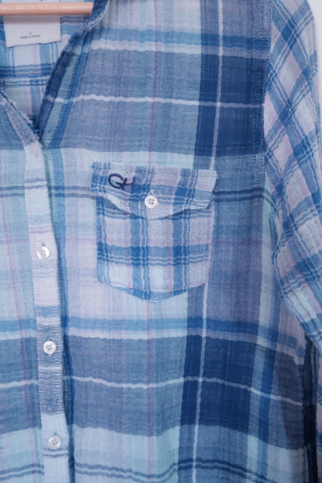 2000s “The Gilly Hicks Girl” Plaid Button-Up (M)