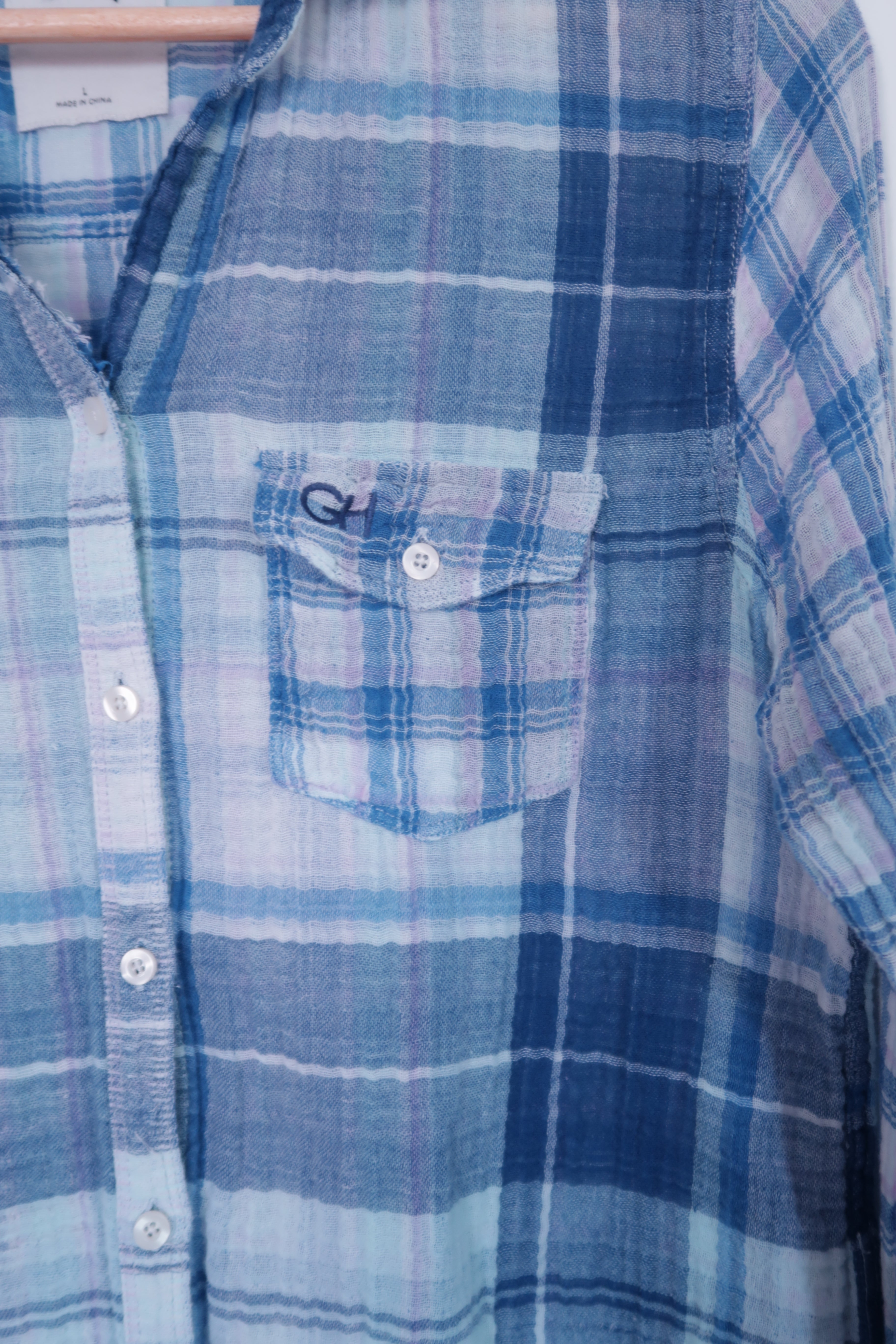 2000s “The Gilly Hicks Girl” Plaid Button-Up (M)