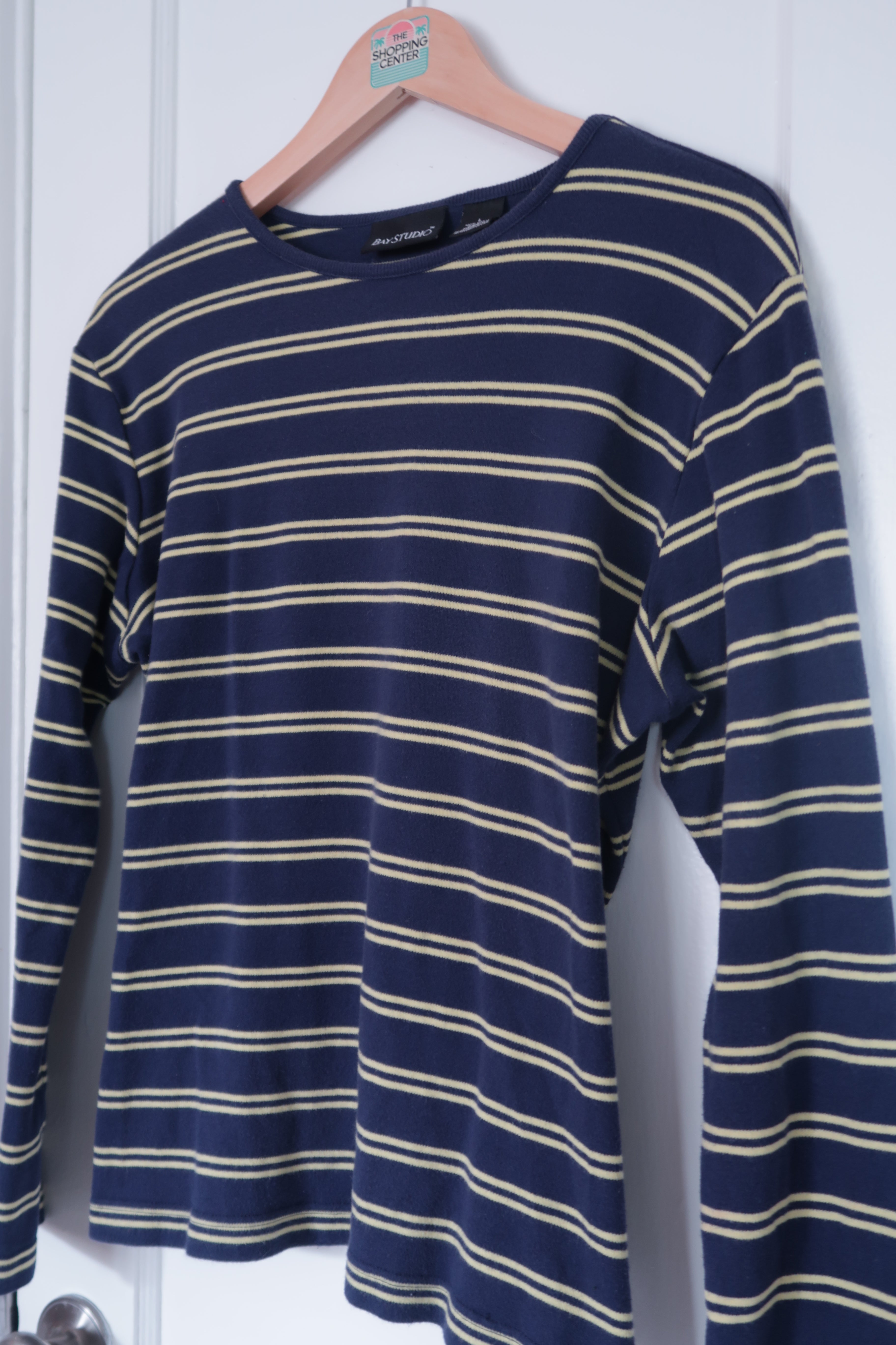 2000s Classic Striped Tee (M/L)