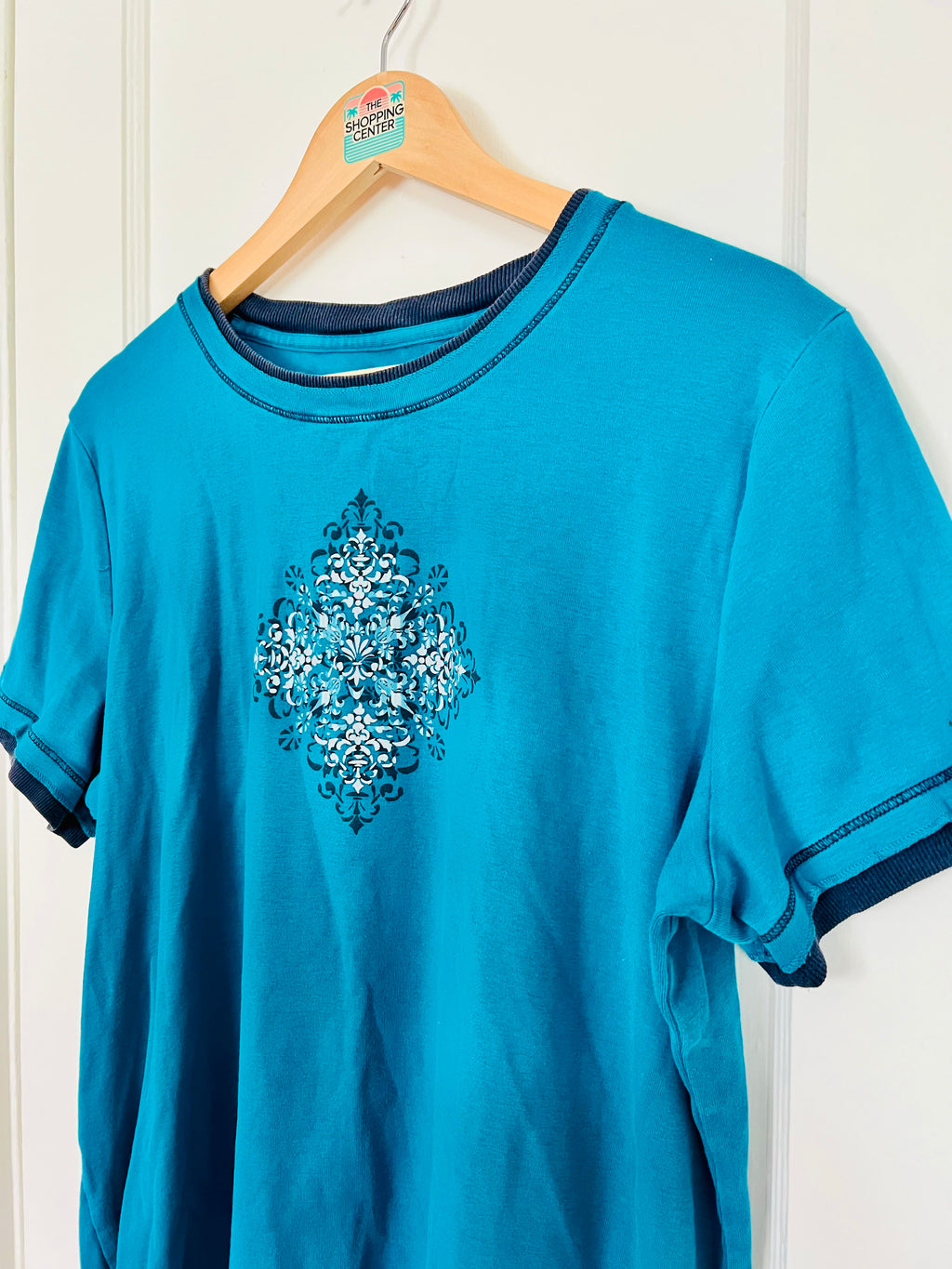 2000s Neighborhood Walking Club Tee (M)