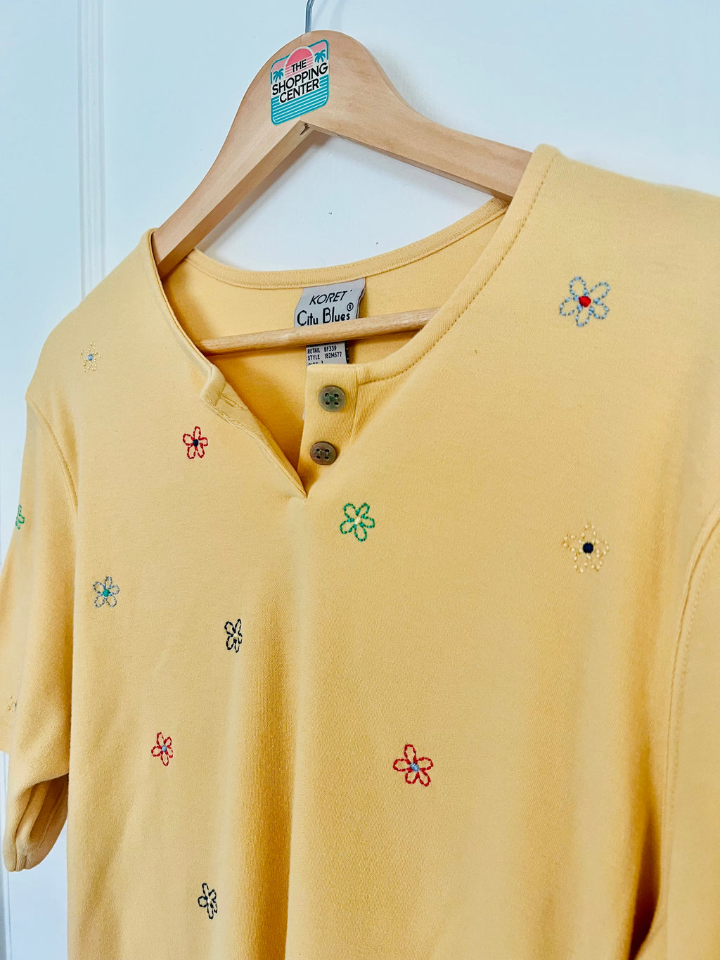 2000s “I’m Bringing Lemon Bars” Tee (L)