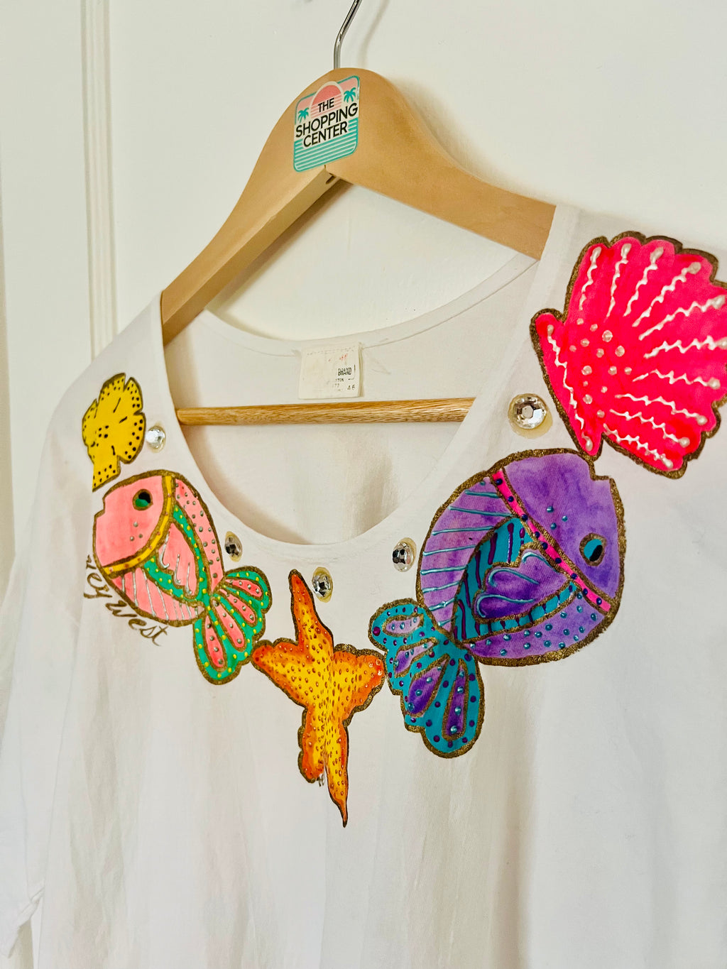 90s Coastal Puff Paint Graphic Tee (M/L)